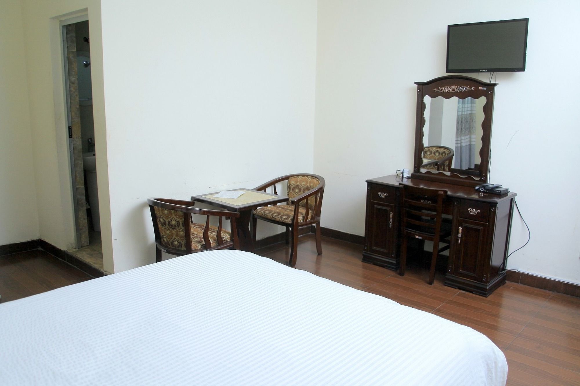 Bnow Hotel Addis Abeba Exterior foto
